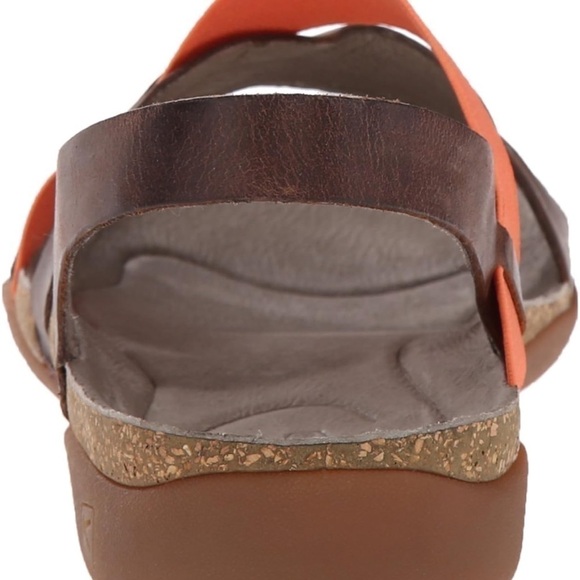 KEEN Women's Dauntless Strappy Sandal 7.5 NWT - Picture 6 of 14